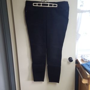 Maurices black pull on jegging 18W regular
